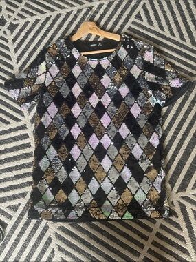 Sequin Diamond-Pattern Top - Black, Gold & Silver